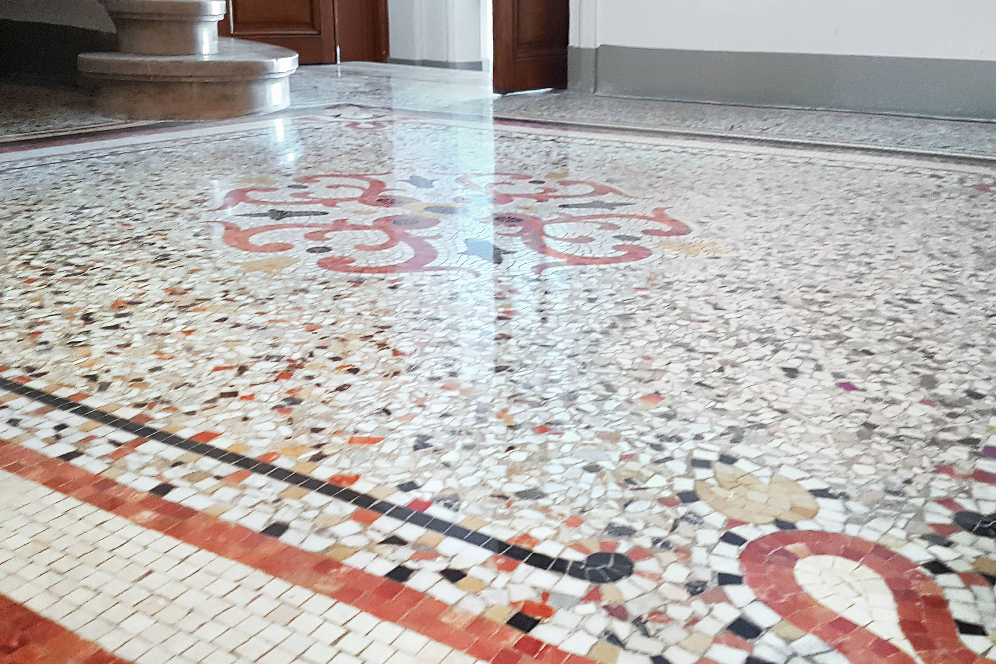 7stufiges Bodenschleifen Recla Reinigungsfirma Wien